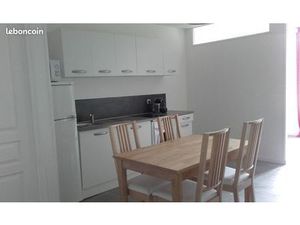 2P rénové et meublé à la gare