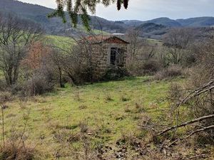 Langeac (43) – 1 11 ha de prairies secteur Côte-Charmante