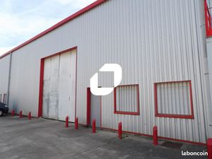 Local d'activité 467 m²