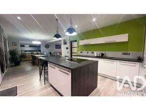 Propriété 5 pièces 230 m²
