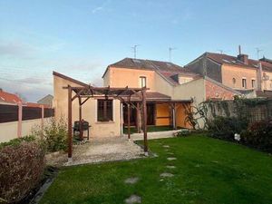 Maison 2 pièces 113 m²