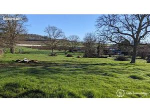 Terrain 1990 m² Chaptuzat