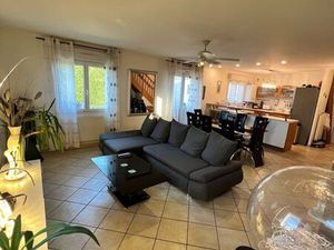 Appartement duplex secteur village