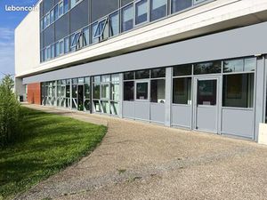 Bureaux 268 m²
