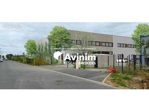 Local 420 m² Viarmes