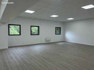 Bureau / Local d’activité 96 m² rénové - Préaux (proche Rouen)