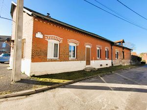 Maison de campagne individuelle