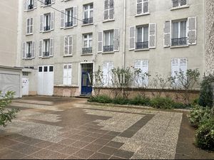 CHARENTON CENTRE VILLE: Appartement 3 pièces 48 m2 Calme