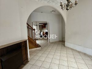 SAINT HONORÉ - MAISON D'ENVIRON 90M² AVEC COUR