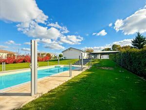 Maison contemporaine 160 m² avec piscine à Boulazac
