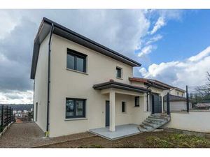 Maison de 5 pièces de 130 m² située à Bourgoin-Jallieu