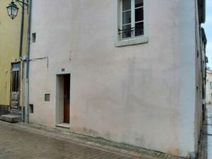 Location maison de ville T3