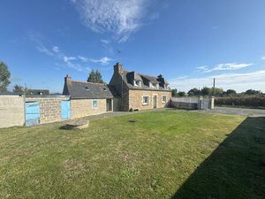 Maison de caractère à Pleubian   calme  rénovée  proche du littoral