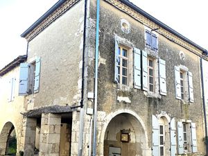 Maison en pierre au cœur de Saint-Clar - T3 - Grenier aménageable