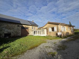 Maison Plain-pied d'environ 70 m2 avec grange attenante sur