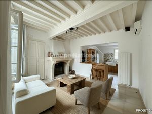 Maison de Ville avec cour - TARASCON