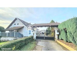 Propriété 10 pièces 158 m²