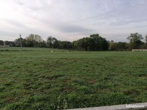 Terrain 810 m² Roussennac