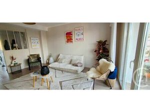 Appartement T3 à vendre - 3 pièces - 62 70 m2 - La Ciotat - 13 - PROVENCE-ALPES-COTE-D-AZU