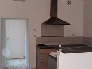 Location maison de ville St Cosme en vairais 72110