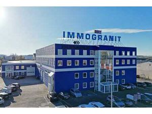 Kantoorruimte (397 m²) in industriepark te Drongen