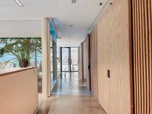 Kantoor van ca. 354 m² met een moderne afwerking  gelegen...