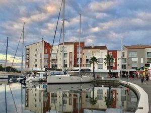 Boutique facile à exploiter centre port