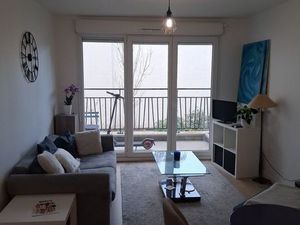 T 2 a louer proche aéroport d'orly