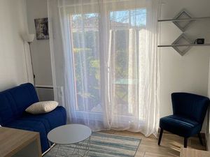 Jolie studio bien équipé dans résidence sécurisée