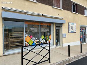 Local à louer face gare