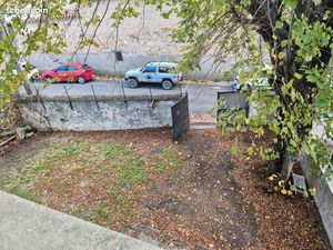 Appartement T3 avec grande cour attenante