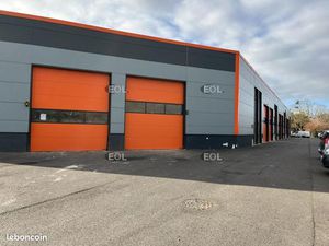 Local d'activité 198 m²