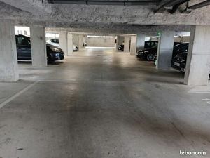 Place de parking La Maregue