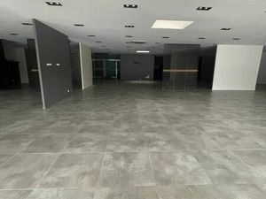 Local commercial 720 m²