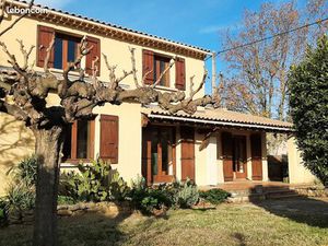 Jolie maison 3 chambres  jardin garage quartier calme