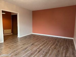 Grand T2 proche cathédrale Rodez