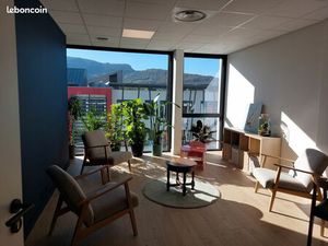 Local professionnel neuf 22m² - proximité Médipôle