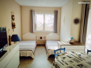 Studio 30m2 terrasse et parking privatif