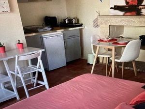 Studio location Vergt 24