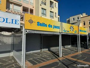 Local commercial OUVERT + Studio – Sur le Port du Cap d’Agde