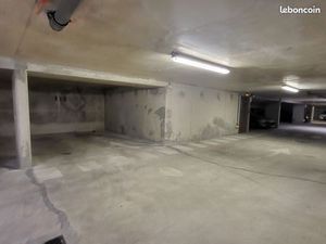 Parking 18 m2 video surveillance
