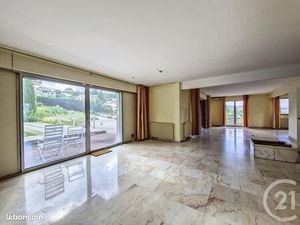 Maison 5 pièces 190 m²