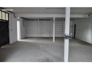 Bezons Local commercial : stockage/petite activité