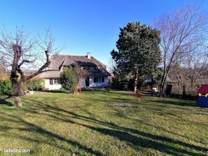 Maison à restaurer entièrement sur 1238m² terrain constructibles borné et divisible
