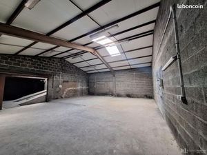 Local commercial 270 m²