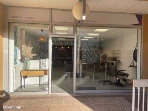 Local idéal médical/paramédical ou autre CC Gazonfier 53 m2