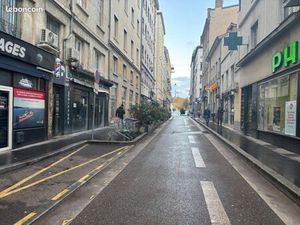 Local commercial 65 m²