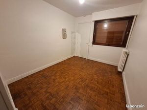 Studette  Résidence Les Lions du Val HERBLAY 565 CC