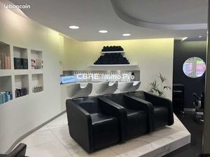 Local commercial 130 m²