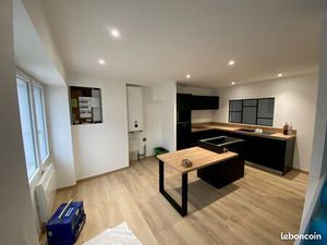 Location T4 - Maison de bourg à saint Georges de Montaigu